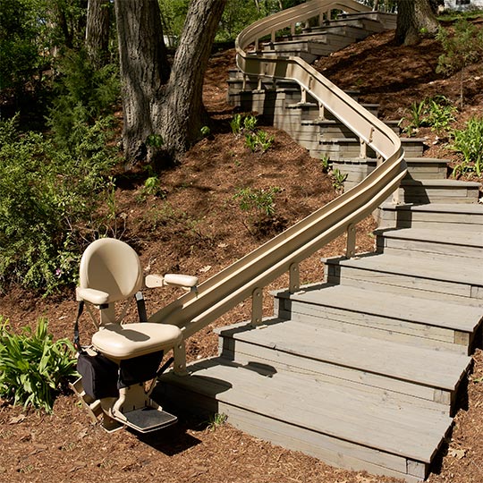Bruno's Elite Outdoor Curved stair lift